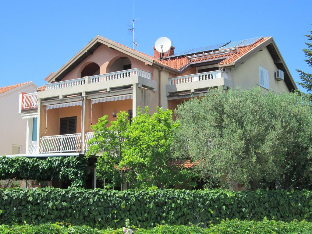 Villa Daniela Brodarica  Kültér fotó