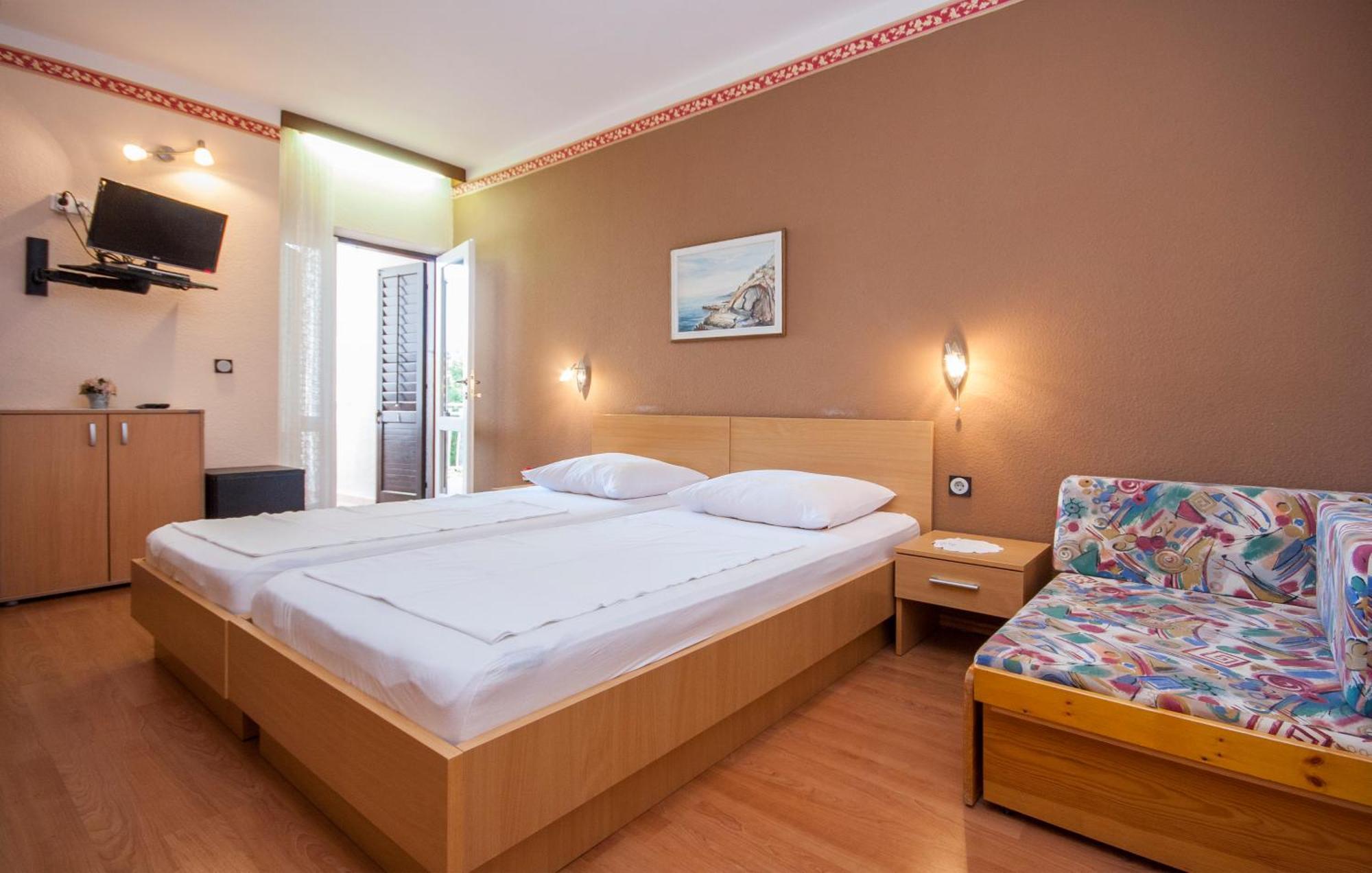 Villa Daniela Brodarica  Szoba fotó