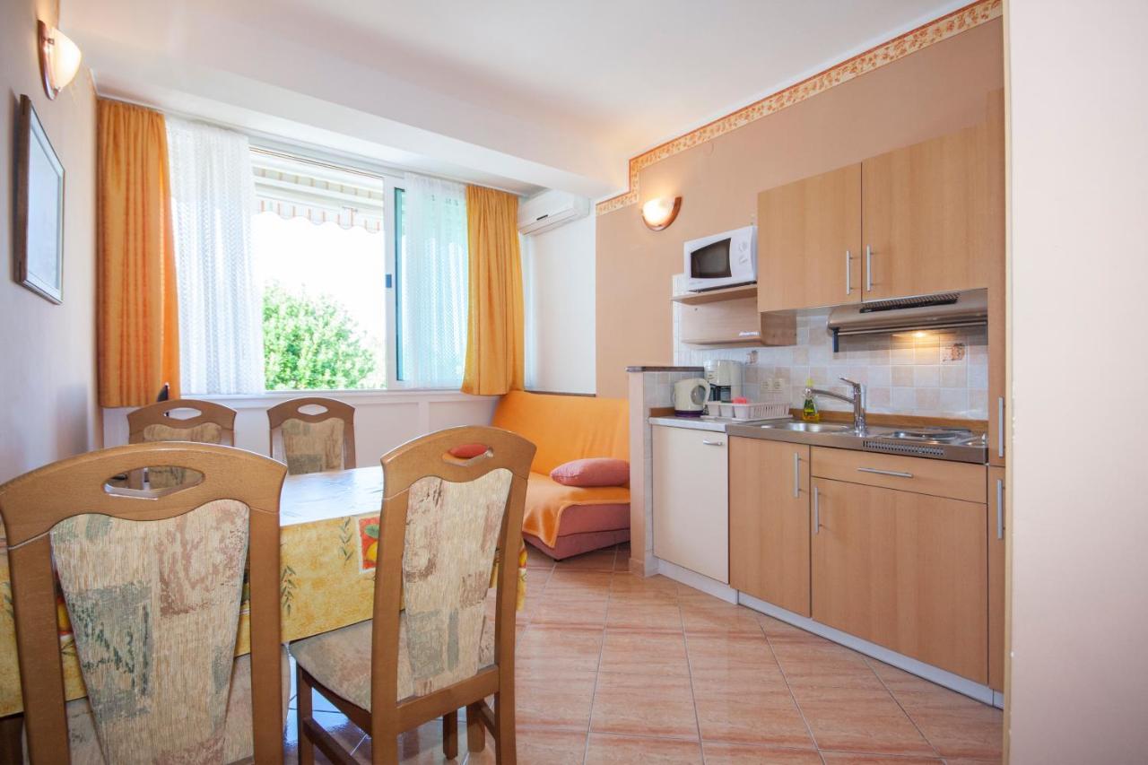 Villa Daniela Brodarica  Kültér fotó