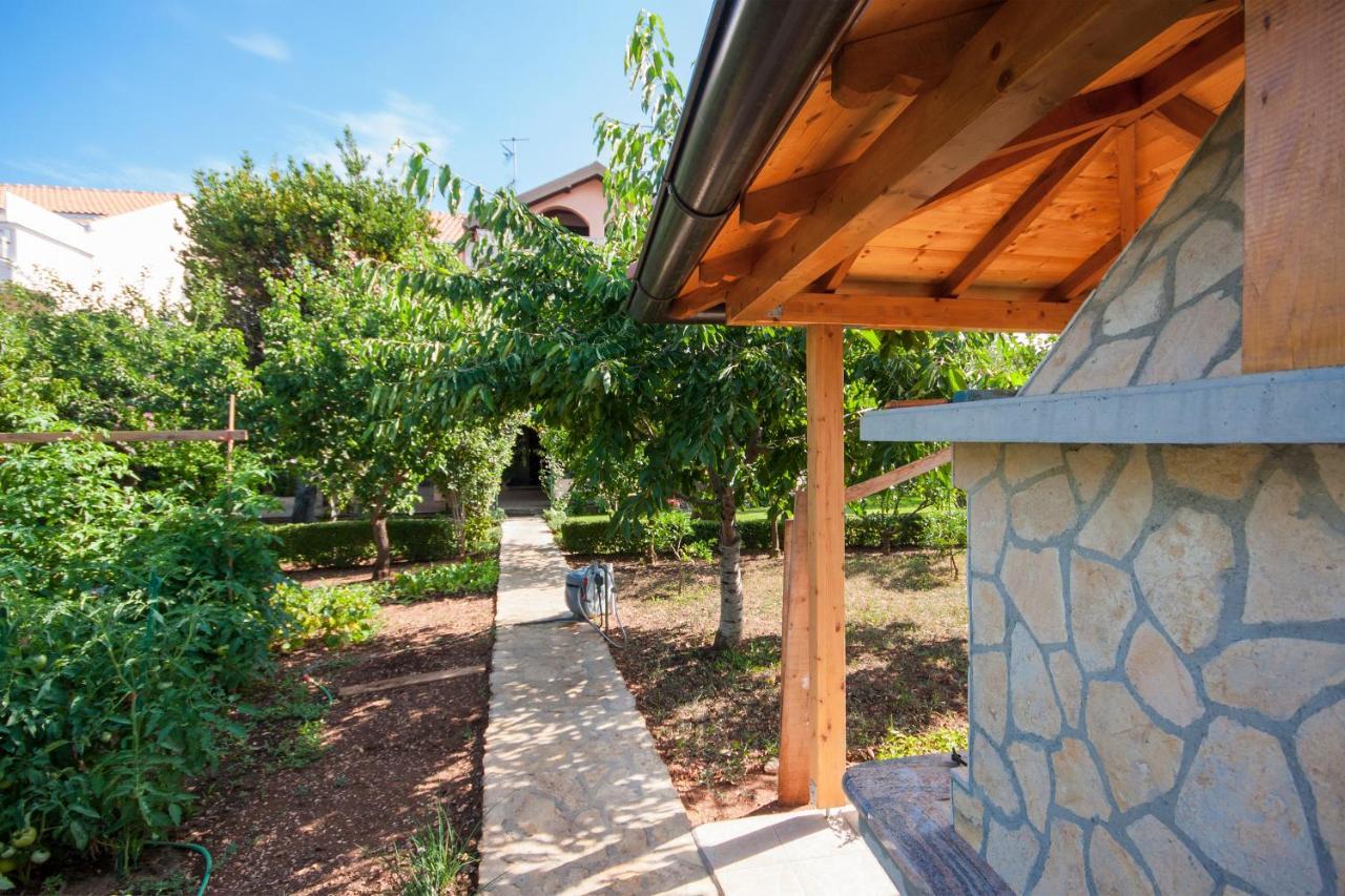 Villa Daniela Brodarica  Kültér fotó